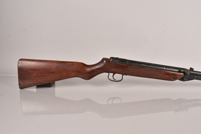 Lot 872 - A Webley Mark 3 Under Lever Air Rifle