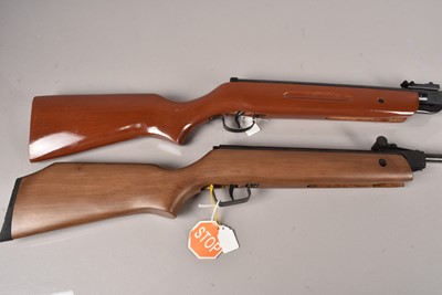 Lot 889 - An SMK 15 .177 Break Barrel Air Rifle