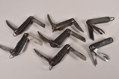 Lot 928 - A collection of Jack Knives