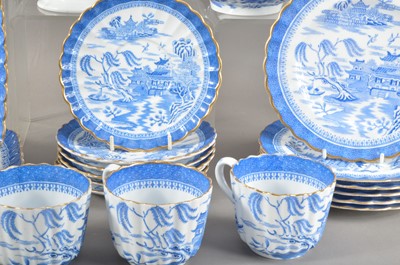 Lot 81 - An early 20th century Copeland Spode blue and white tea service