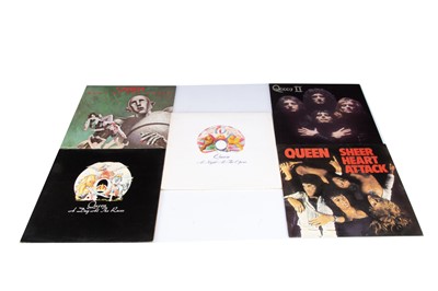 Lot 104 - Queen LPs