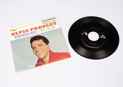 Lot 232 - Elvis Presley 7" Single