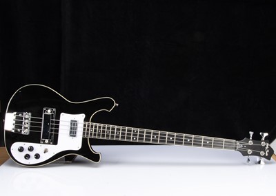 Lot 540 - Bass Guitar