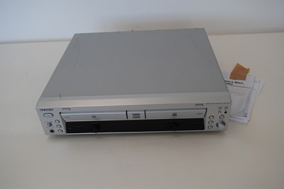 Lot 563 - Sony CD Player / Recorder