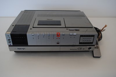 Lot 564 - Sony Betamax Player / Recorder