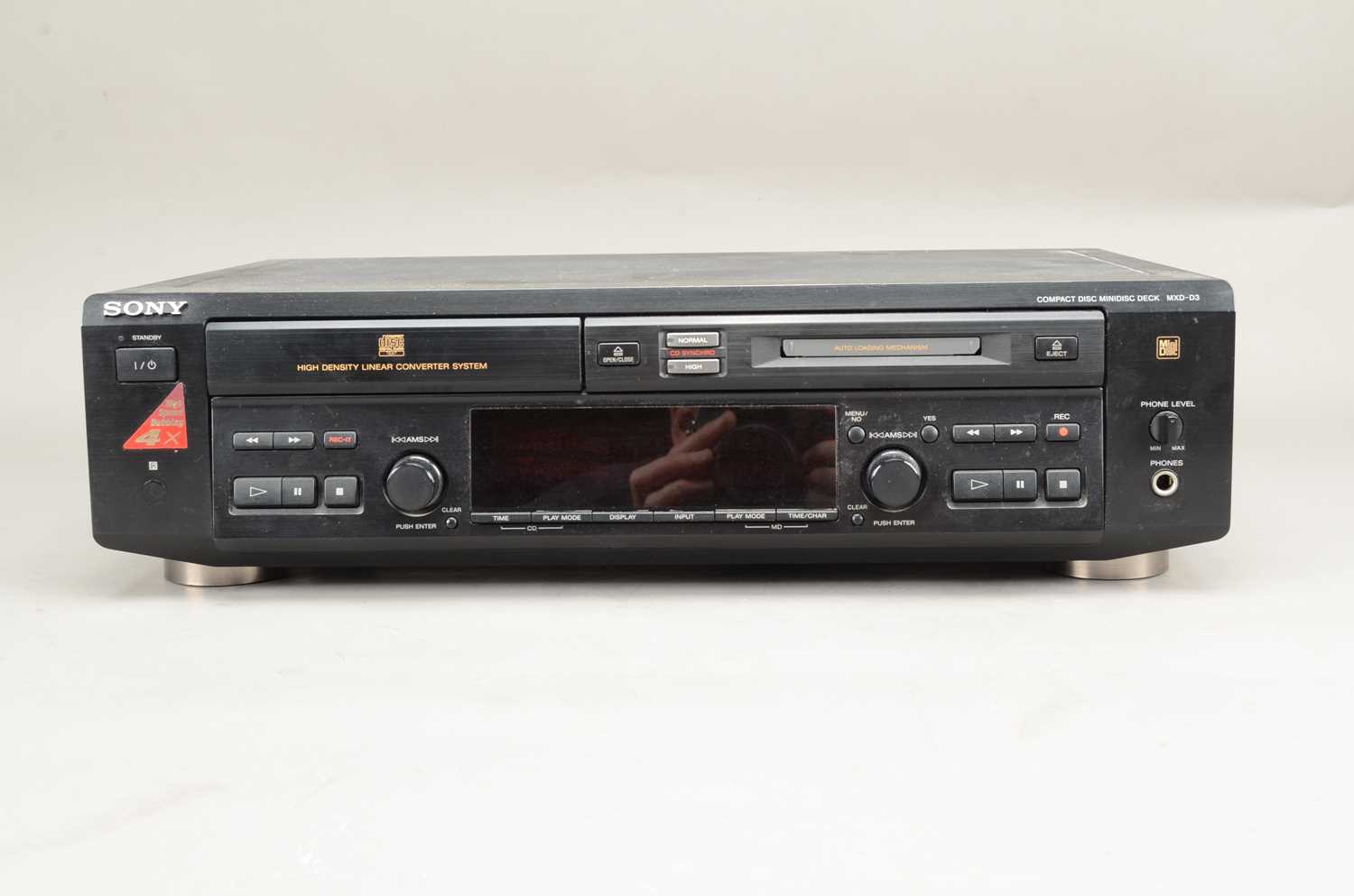 Lot 568 - Sony CD Minidisc Player