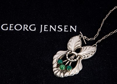 Lot 266 - An early 20th century silver Georg Jensen chrysoprase pendant no.65