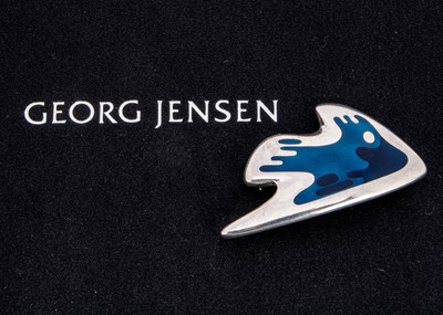 Lot 273 - Henning Koppel for Georg Jensen blue fish 307 silver brooch