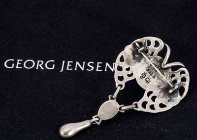 Lot 277 - Early 20th century Georg Jensen silver amethyst Art Nouveau pendant/pin brooch, No.2