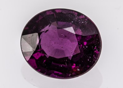 Lot 313 - A certificated Comeria Garnet