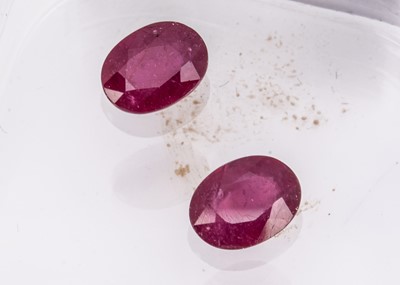 Lot 321 - Two certificated Thai Rubies