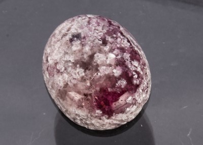 Lot 338 - A Bixbite gemstone