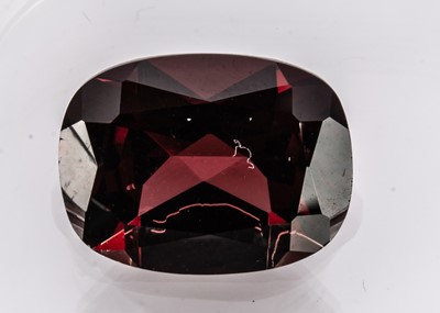 Lot 343 - A certificated Red Garnet