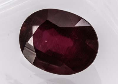 Lot 352 - A certificated Malawi Garnet