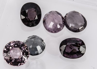 Lot 365 - Five certificated Burmese Spinels