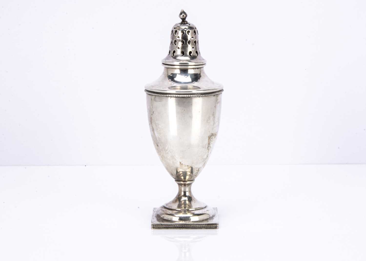 Lot 416 - An Art Deco period sugar sifter