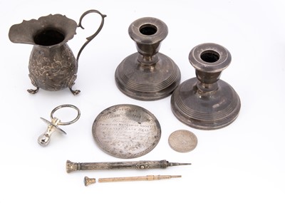 Lot 453 - A small group of silver and other collectable items