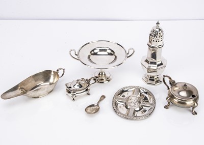 Lot 469 - Seven collectable items of silver