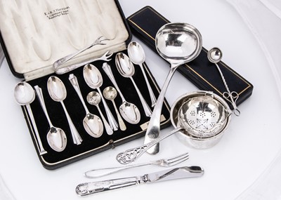 Lot 516 - A small group of silver and silver plate