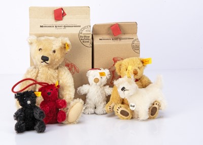 Lot 11 - Five Steiff yellow tag teddy bears