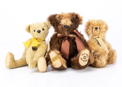 Lot 44 - Eight limited edition British collectors teddy bears