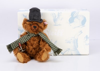 Lot 97 - A Steiff limited edition Christmas Caroler teddy bear