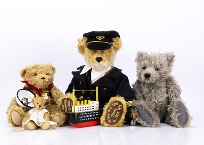 Lot 109 - Four limited edition artist/ collectors teddy bears