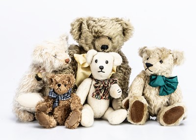 Lot 135 - Five artist teddy bears