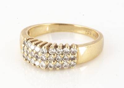 Lot 232 - An 18ct gold diamond dress ring