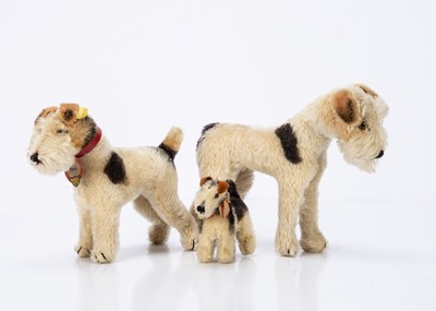 Lot 173 - Three post-war Steiff dogs