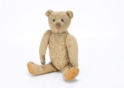 Lot 180 - A 1920-30s German teddy bear