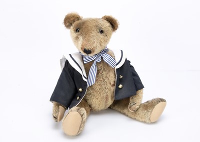 Lot 184 - A 1910-20s German teddy bear