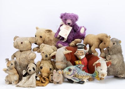 Lot 202 - A quantity of soft toy animals