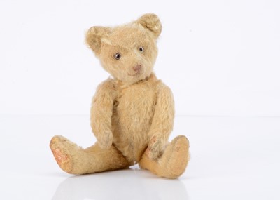 Lot 253 - A 1920s Eduard Cramer teddy bear