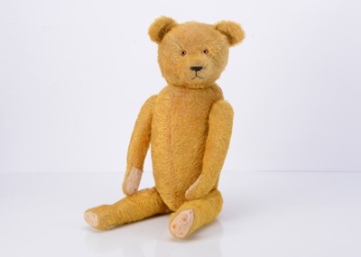 Lot 260 - A 1920-30s American style teddy bear