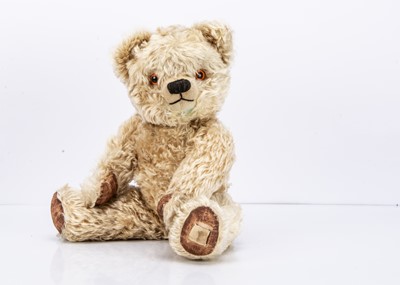 Lot 317 - A post-war Chad Valley teddy bear