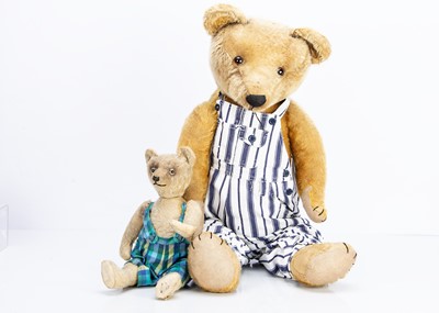 Lot 328 - Two teddy bear friends