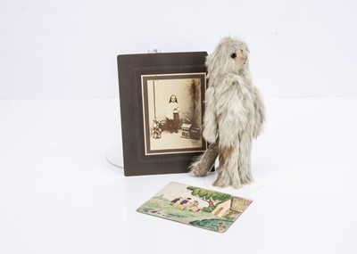 Lot 393 - An early 20th Century rabbit skin toy animal with provenance