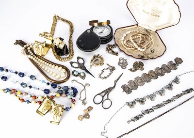 Lot 267 - A small quantity of silver jewellery