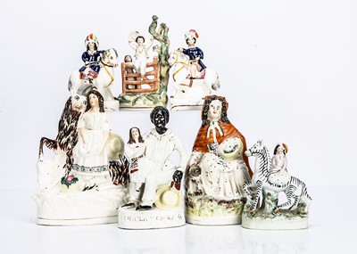 Lot 582 - Staffordshire figures including children