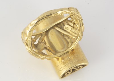 Lot 270 - An 18ct gold Garrard Millennia limited edition neolithic arrow head and diamond tablet ring
