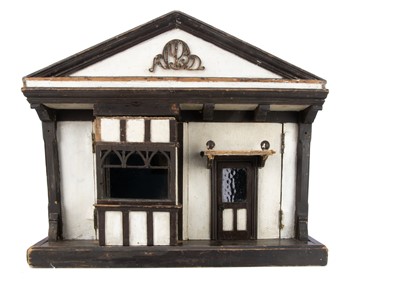 Lot 625 - A well home-built 1923 wooden dolls’ house shop