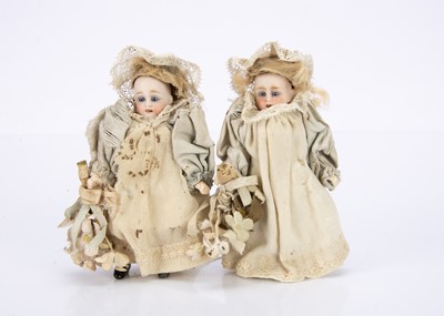 Lot 659 - Twin German bisque headed dolls’ house dolls