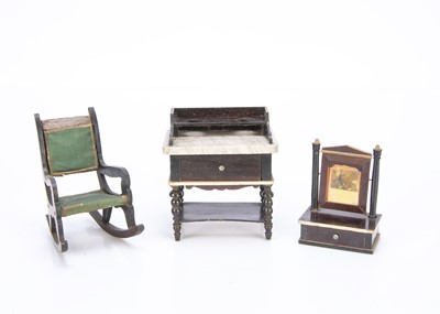 Lot 668 - Three pieces of Waltershausen type dolls’ house furniture