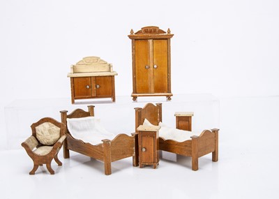 Lot 672 - Schneegas dolls’ house furniture