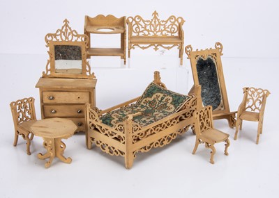 Lot 723 - Late 19th century fretwork dolls’ house furniture