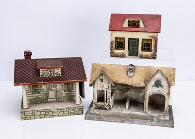 Lot 765 - A Morton E. Converse & Son dolls house, American circa 1910