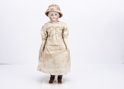 Lot 834 - An Alt, Beck & Gottschalck bisque shoulder-head 870 doll