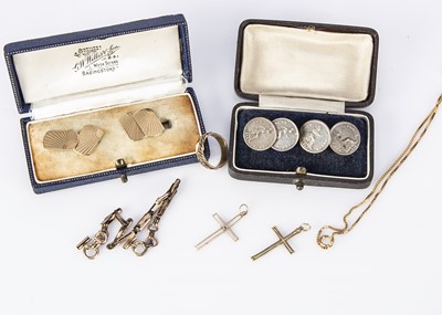 Lot 305 - A quantity of miscellaneous gold and cufflinks