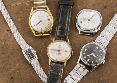 Lot 375 - Five vintage wristwatches